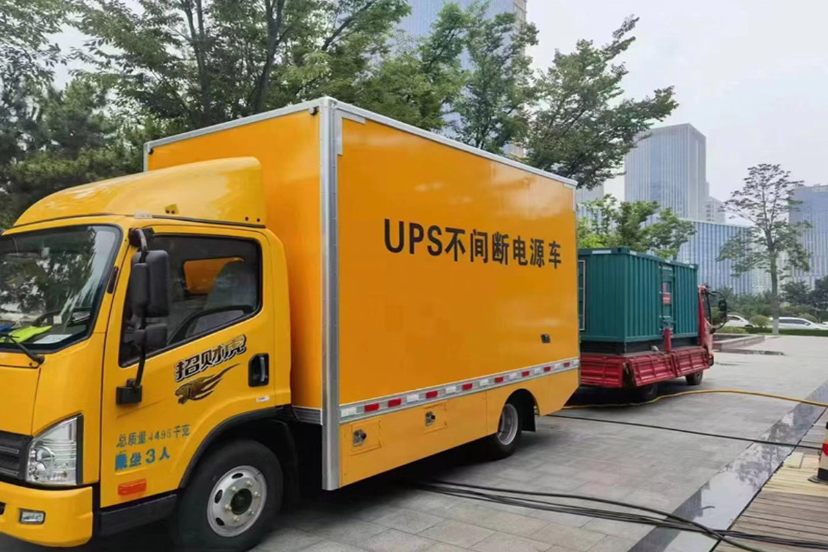 蕲春发电机租赁施工现场